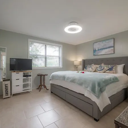 Villa 6700 Sunset Way Unit 702